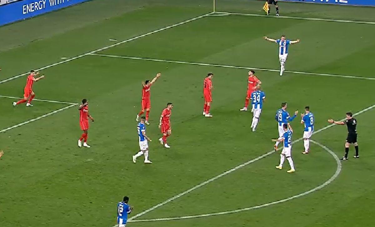 Penalty Cristea în CSU Craiova - FCSB / FOTO: Capturi TV @Digi Sport 1