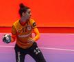 Diana Ciucă în Rapid - Vipers, meciul tur din sferturile Ligii Campionilor la handbal feminin (foto: Raed Krishan/GSP)