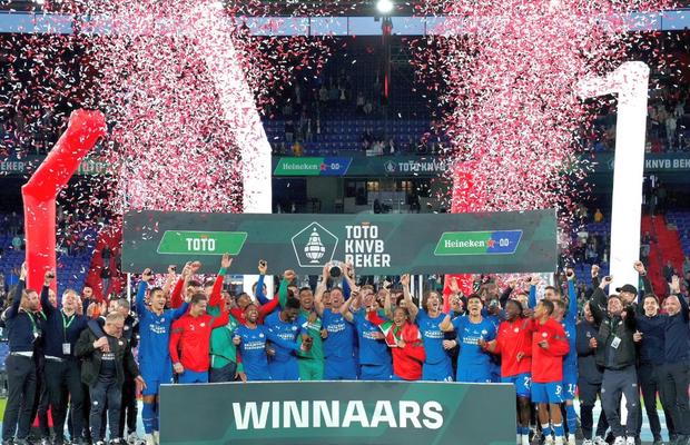 PSV a cucerit Cupa Olandei la penalty-uri după o finală incredibilă cu Ajax, cu 5 lovituri de departajare ratate, 4 la rând!