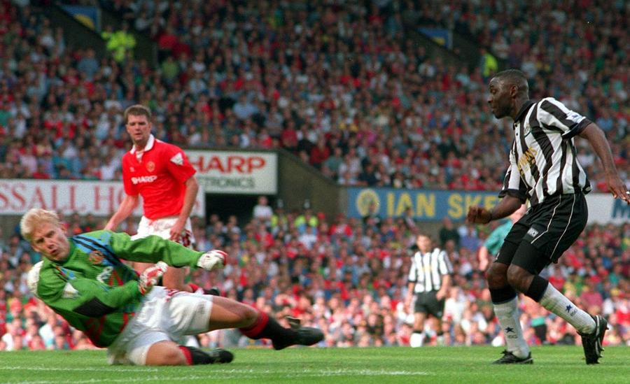 Andy Cole, în tricoul lui Newcastle/ foto Imago Images Lângă Shearer și Cole » Haaland a egalat recordul istoric din Premier League