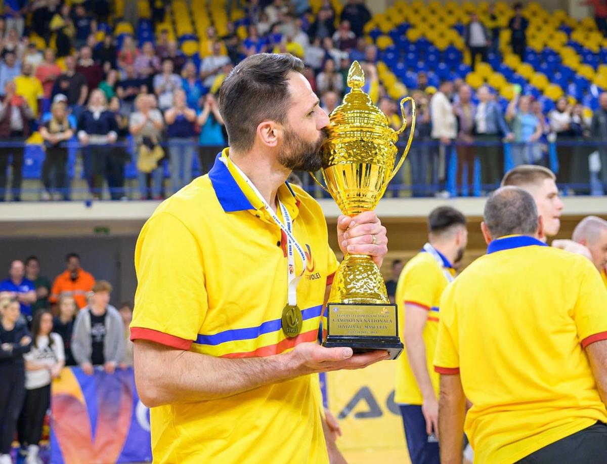 Corona Braşov - volei masculin