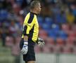 Sabin Pâglișan, în tricoul Sănătății Cluj, în anul în care „virușii verzi” au dat peste FCSB în Cupă /  Sursă foto: Arhivă Gazeta Sporturilor
