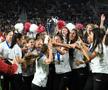Promovate matematic în Liga 2, jucătoarele celor de la Rapid au fost premiate FOTO Ionuț Iordache (GSP)