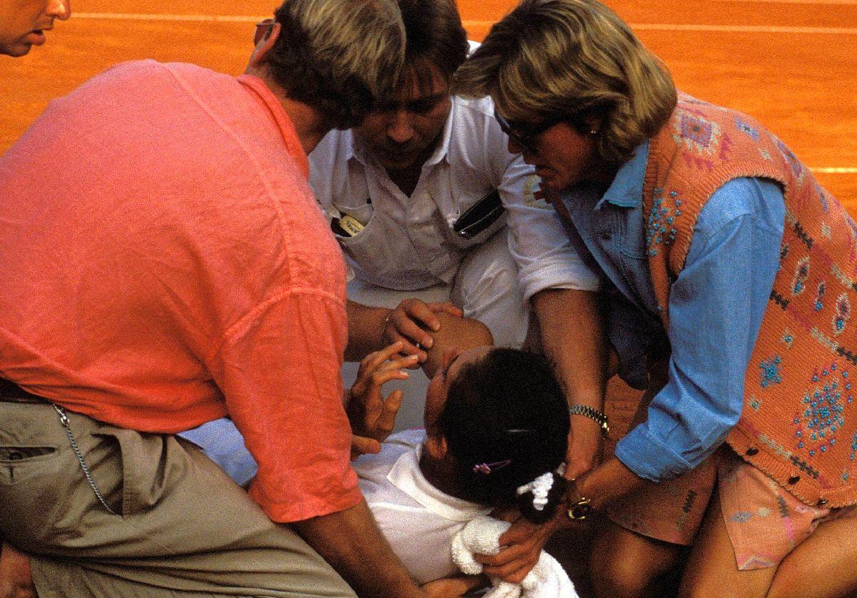 31 de ani de la momentul șocant în care Monica Seles a fost înjunghiată pe teren » Ce mai face astăzi fosta stea a tenisului: „După acel moment, am fost într-un film complet diferit”