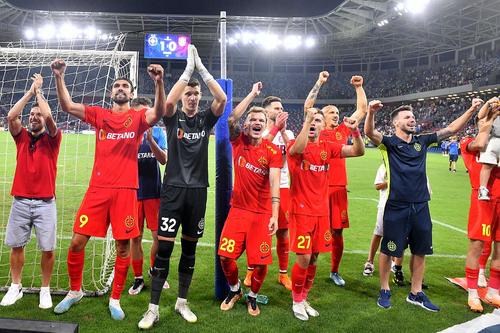 În etapa 4, FCSB a învins-o pe CFR Cluj în Ghencea, 1-0 // foto: GSP