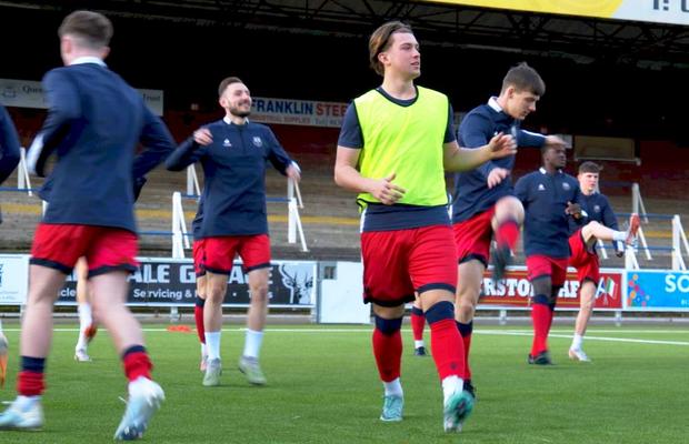 Modelul Wrexham FC, dar pe dos » O echipă din Liga a 5-a visează să ajungă sus, cu ajutorul fanilor