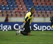 Sabin Pâglișan, în tricoul Sănătății Cluj, în anul în care „virușii verzi” au dat peste FCSB în Cupă /  Sursă foto: Arhivă Gazeta Sporturilor