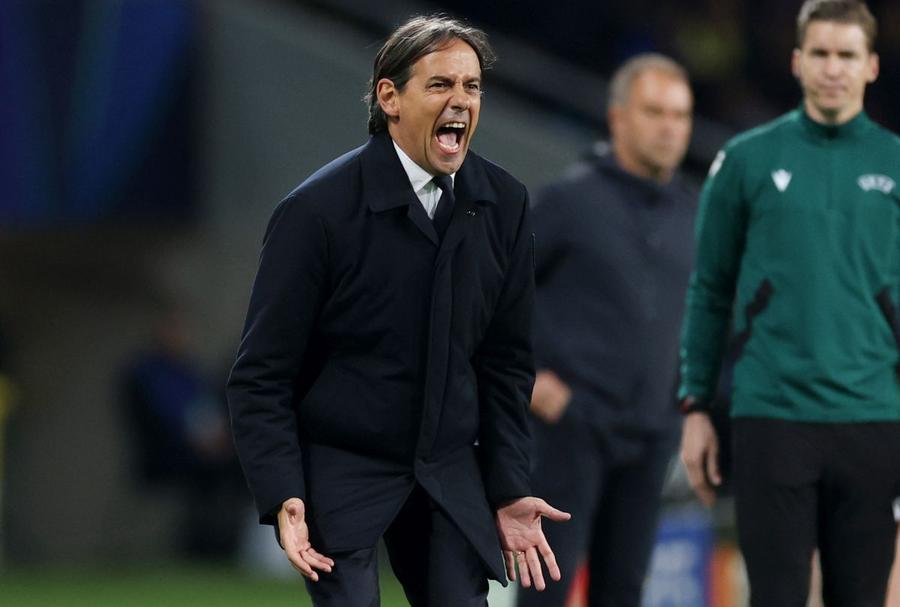 Barcelona și Inter au remizat, scor 3-3, în manșa tur a semifinalei Ligii Campionilor. Simone Inzaghi, antrenorul milanezilor, a vorbit la superlativ despre Lamine Yamal. S-a declanșat dominoul antrenorilor în Serie A: prima demitere! » Ce echipe mai pot schimba banca tehnică