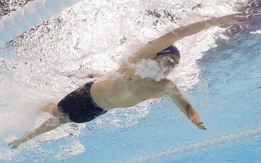 Leon Marchand, privire pe sub apă FOTO Imago Images Mamele celor mai în vogă doi sportivi francezi s-au așezat la aceeași masă și au vorbit despre viața alături de fiii lor: „Am suferit foarte mult din cauza mediatizării excesive”