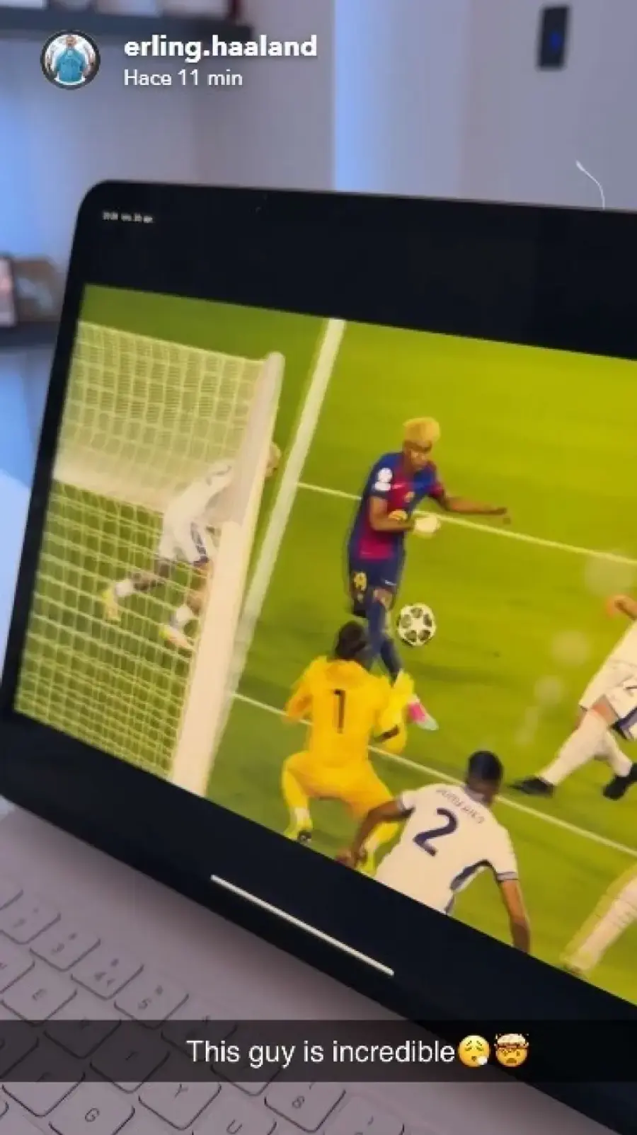 Postarea lui Erling Haaland în timpul meciului Barcelona - Inter Erling Haaland, dat pe spate de un star din Barcelona - Inter: „Băiatul ăsta este incredibil!”
