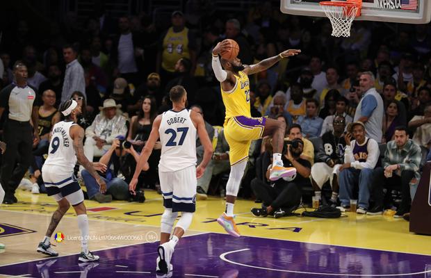 Meciuri tari cu Bet Builder în playoff-ul NBA