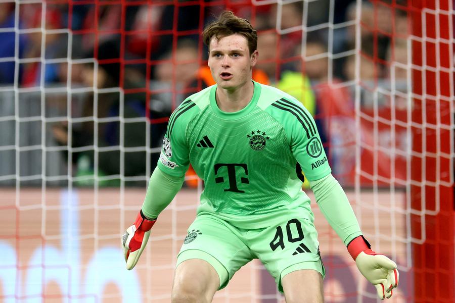 Jonas Urbig // FOTO: Getty Images La 40 de ani, Manuel Neuer a luat decizia în privința unei retrageri