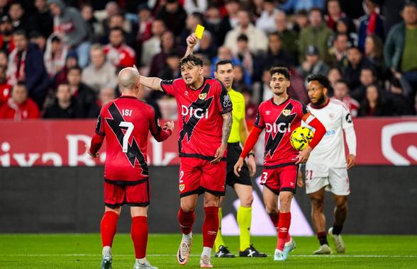 Rayo Vallecano acuză deciziile de arbitraj » Andrei Rațiu, implicat direct: „Au recunoscut eroarea”