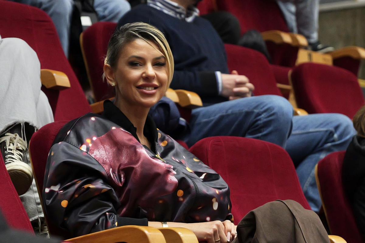 Andreea Hanca a atras toate privirile la Liga Liceelor » Motivul apariției neașteptate în Polivalentă