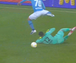 Intrare dură a portarului de la Bihor, Edgar Cadar // Captură FOTO: Digi Sport 1