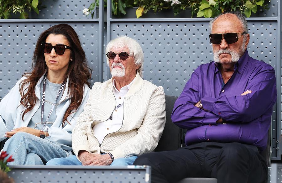 Fabiana Flosi, Bernie Ecclestone și Ion Țiriac au asistat la partida din sferturi de finală dintre Alexander Blockx și Casper Ruud FOTO Gulliver/GettyImages Belgianul Alexander Blockx l-a eliminat pe campionul en-titre de la Madrid » Ion Țiriac a asistat la meci
