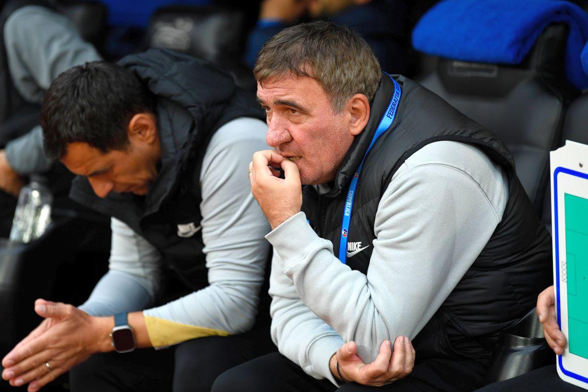 Îi pune pe picioare Hodorogea » Gică Hagi a curățat staff-ul lui Lucescu și și-a adus oamenii. „Ăsta e respectul pentru 20 de ani la echipele naționale”