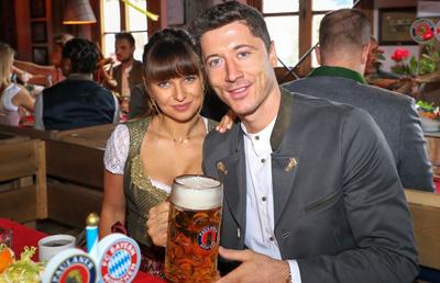 GALERIE FOTO Cum arată Anna, soția „bombardierului” Robert Lewandowski de la Bayern Munchen