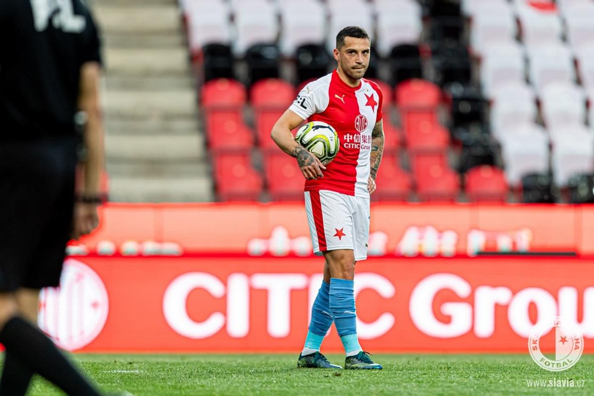 Gol Stanciu, Slavia