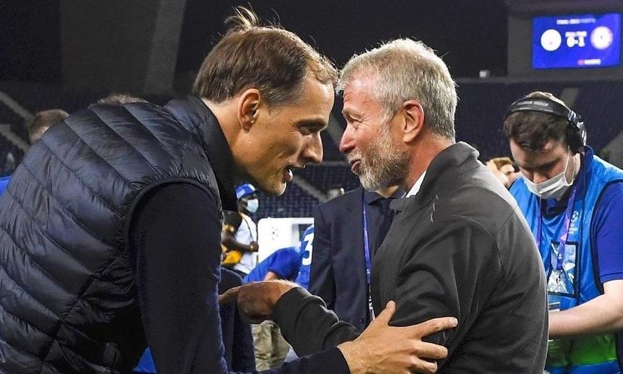 Thomas Tuchel (stânga) şi Roman Abramovici Varianta Abramovici