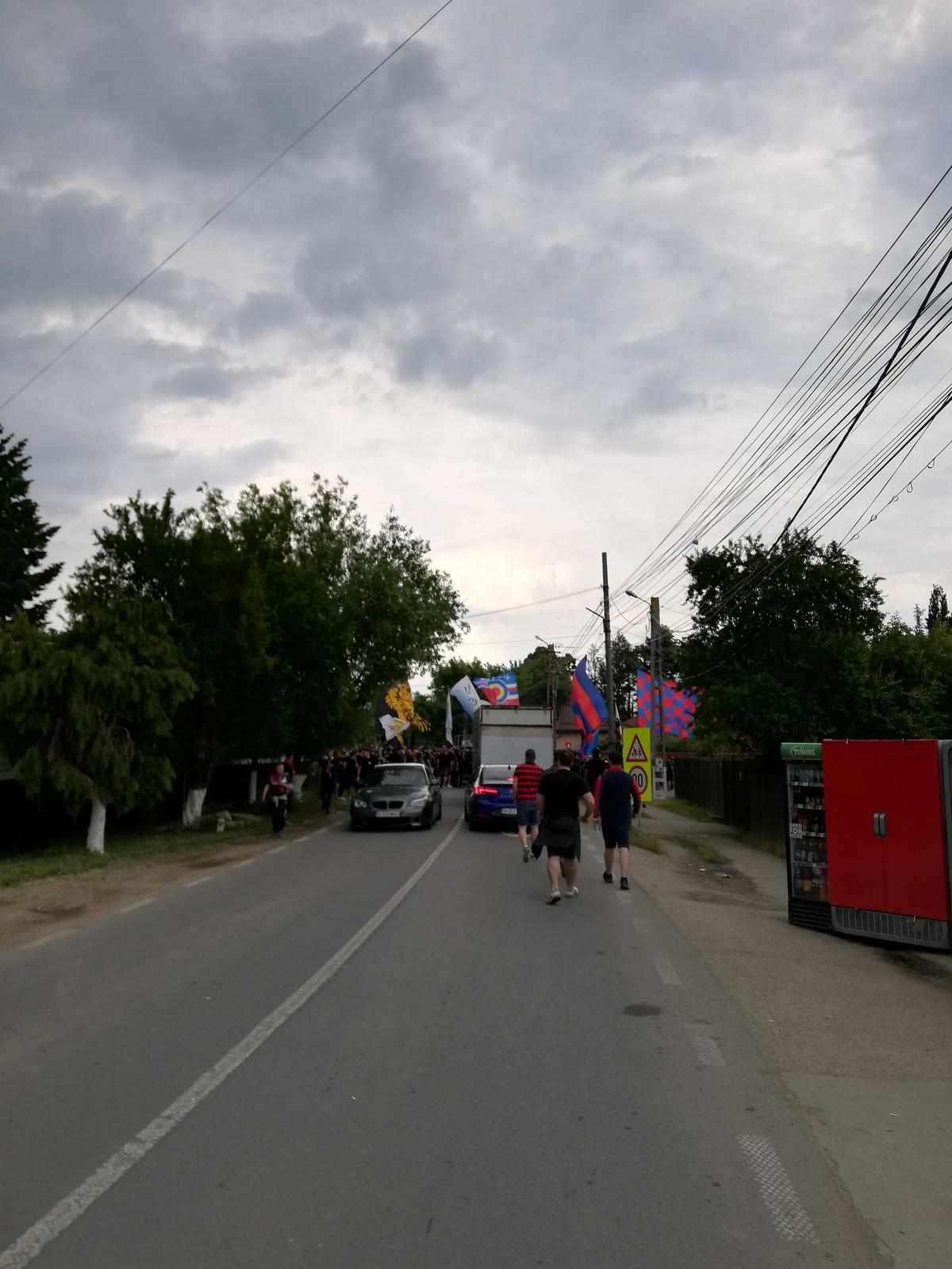 CS Afumați - CSA Steaua, fani și jandarmi