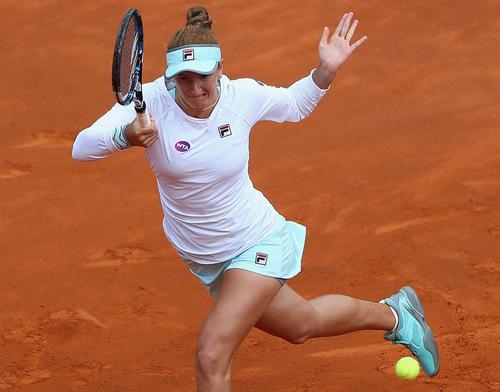 Meciul dintre Irina Begu (74 WTA) și Serena Williams (8 WTA), din primul tur de la Roland Garros, va consemna o premieră pentru competiția pariziană.