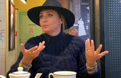 Anamaria Prodan îi răspunde dur lui Reghecampf: „Dacă îl dă Alexa în judecată muncește să îi dea bani” + renunță la tatuajele cu el: „Îmi fac un trandafir pe fața lui”
