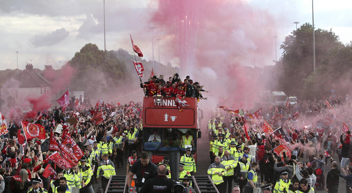 Parada jucătorilor lui Liverpool