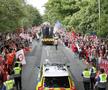 Liverpool, paradă în oraș după finala pierdută cu Real Madrid » Mii de fani au venit să-i aplaude pe jucători