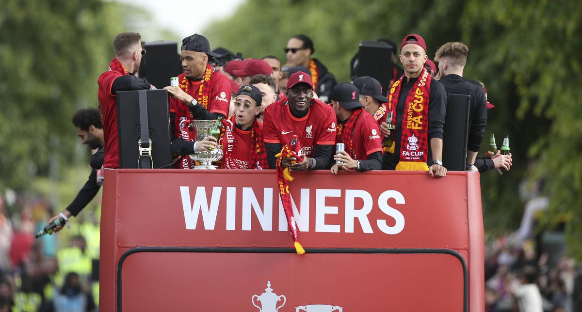 Parada jucătorilor lui Liverpool