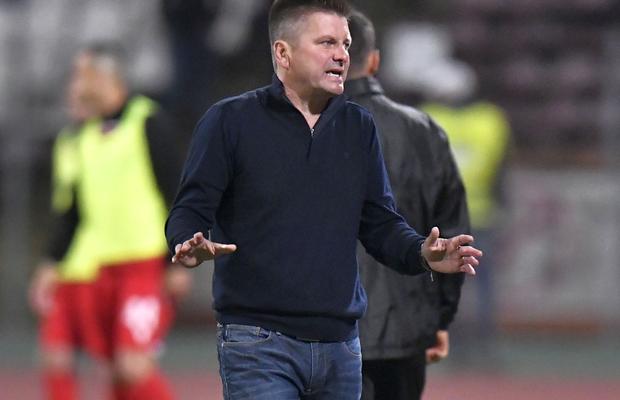 Dusan Uhrin a plecat din România! Șanse mici să revină la Dinamo