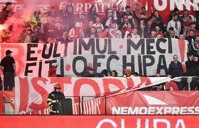 Scut în fața jucătorilor lui Dinamo: „Au jucat cu teamă de public. Suporterii au pus o presiune prea mare”