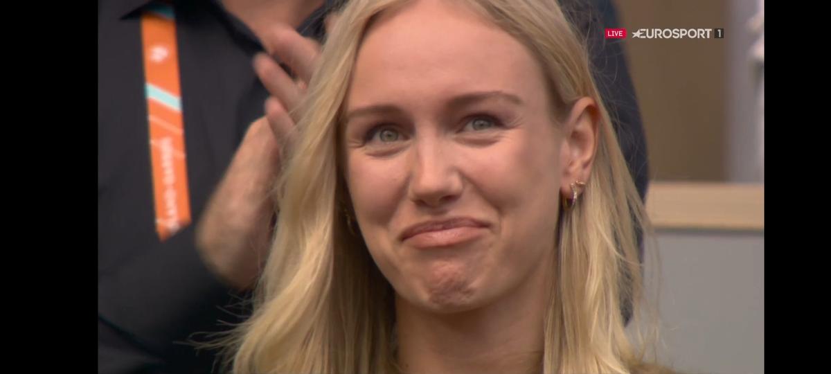 Puștiul Rune a făcut meciul vieții la Roland Garros, dar toate camerele au fost îndreptate spre sora lui: „N-am văzut producător mai obsedat”