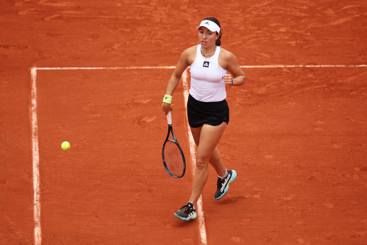 Irina Begu s-a oprit în optimile de finală la Roland Garros! Intră în top 50 și primește un cec important