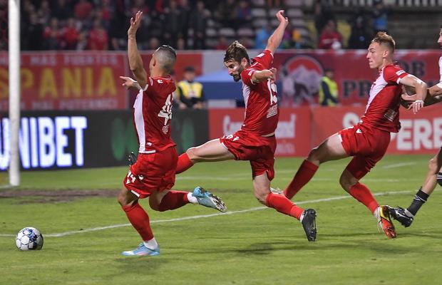 Steaua a pus ochii pe un titular de la Dinamo + Oprița îi așteaptă pe „câini”: „În sfârșit vom umple Ghencea!”