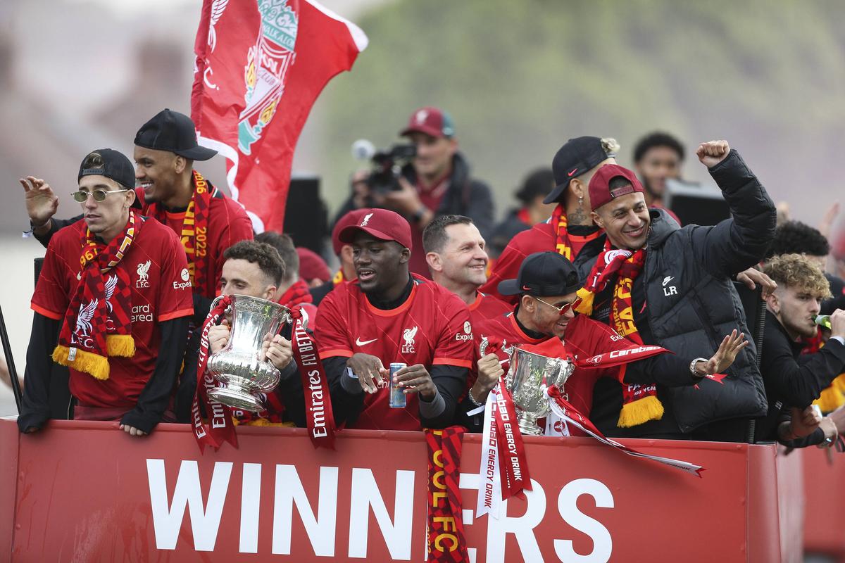Parada jucătorilor lui Liverpool