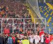 Imagini senzaționale: Galatasaray, noua campioană a Turciei » Fostul coechipier al lui Hagi, purtat în spate de Icardi