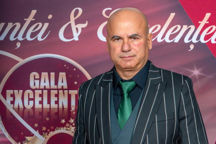 Amatto Zaharia Imagini SCANDALOASE de la gala RXF, din Sala Polivalentă » Două femei lovite cu bestialitate de „Perversul” de pe Târgu Ocna, în cușcă! Reacția șocantă a organizatorilor: „Nu este nimic deplasat!”