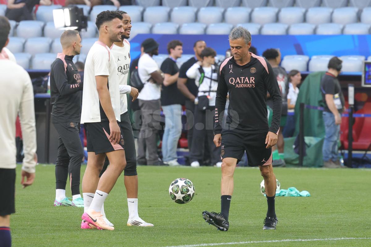 În mintea Parisului » 3 detalii din intimitatea lui PSG, înaintea marii finale cu Inter: scenele surprinse cu Dembele și Luis Enrique