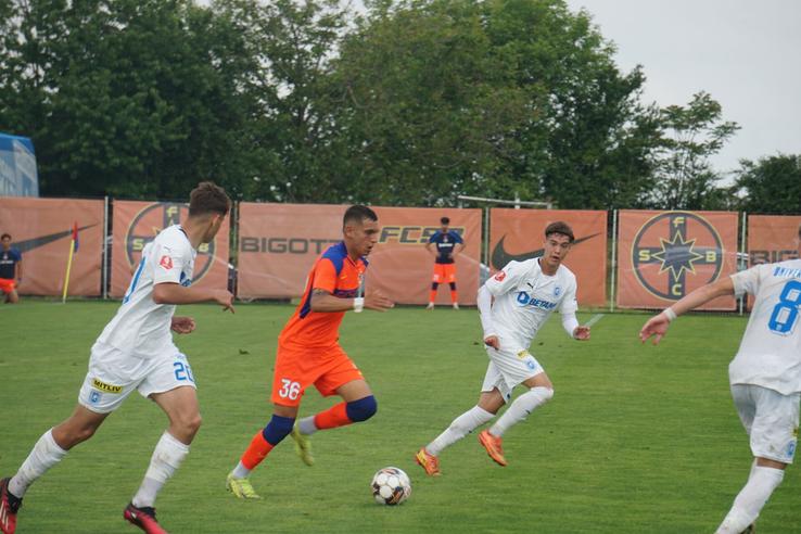 FCSB - Universitatea Craiova 2-3 în Supercupa României la „Tineret”