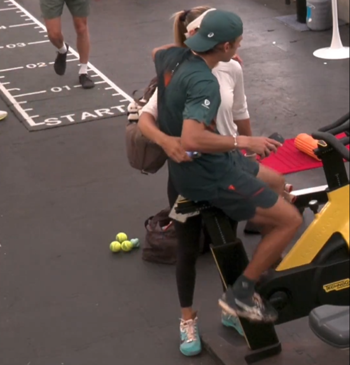 Alex de Minaur, consolat de Katie Boulter la Roland Garros