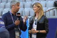 Jurnalista-fotomodel a furat toate privirile la antrenamentul oficial al lui PSG + Gestul rar întâlnit la acest nivel