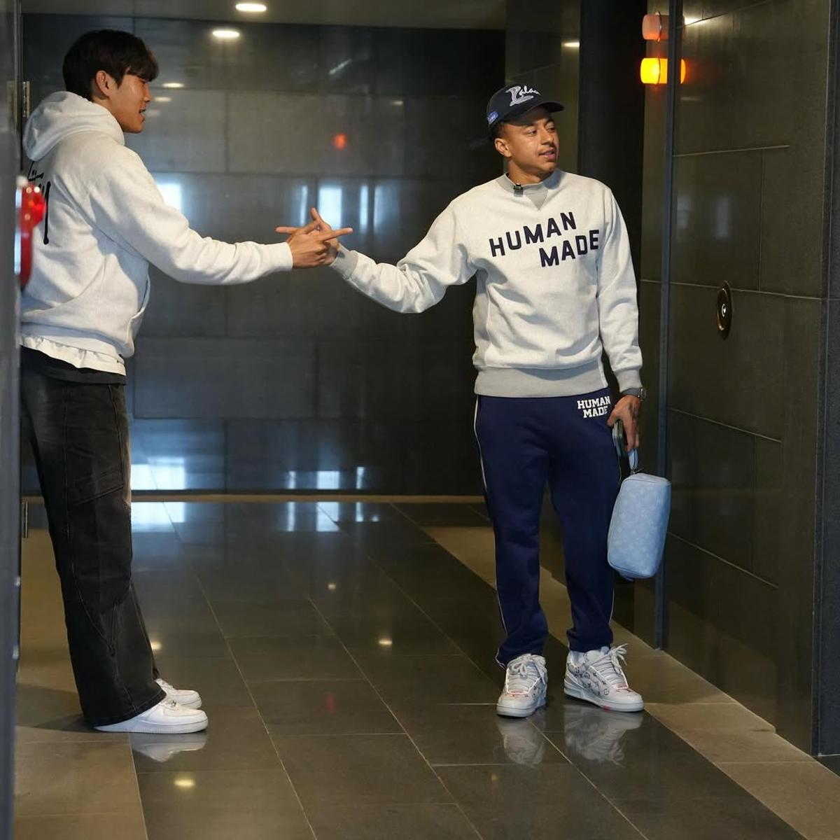 Jesse Lingard și-a uimit fanii cu noul look » De câte ori trebuie să se tundă în Coreea de Sud