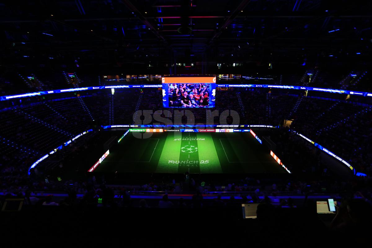 35 de Champions League pe teren la Munchen! Imagini colosale cu „grăsuții": de la Roberto Carlos la Mendieta sau Ribery