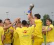 Puștii Craiovei celebrează câștigarea Supercupei / Foto: FRF.RO