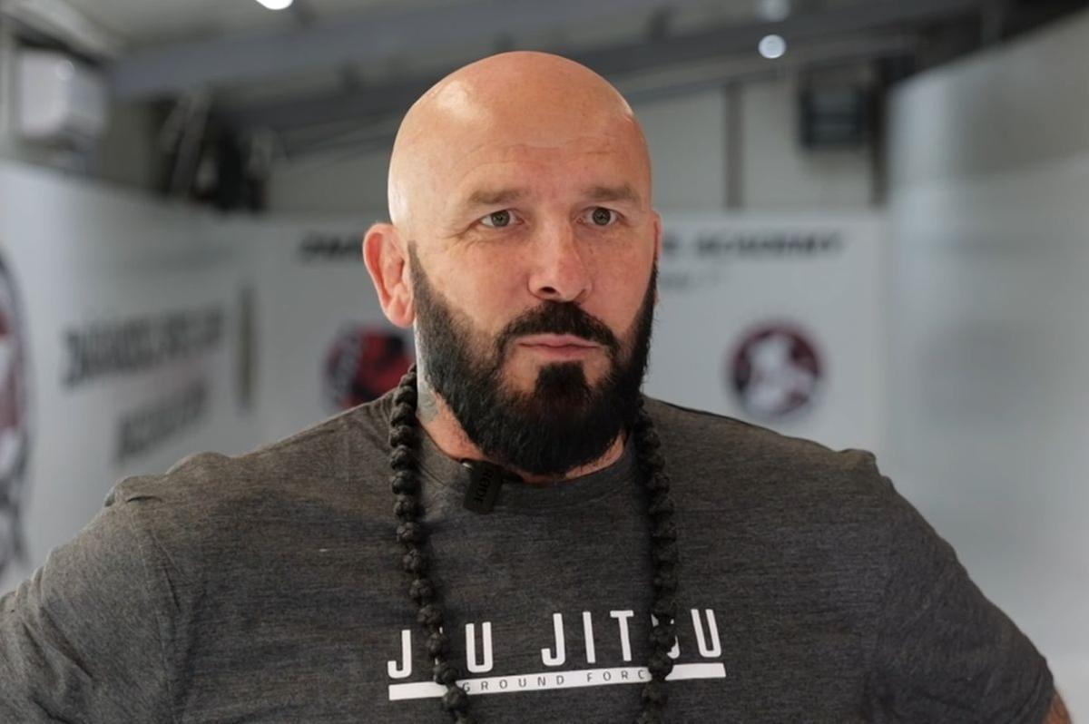 „Doar fast-food și gadgeturi?! Pe mine m-a motivat foamea” » Rețeta „profesorului de jiu-jitsu” Cătălin Zmărăndescu: „Când copilul șchioapătă la școală – OUT! Dacă e scandalagiu – automat OUT!”