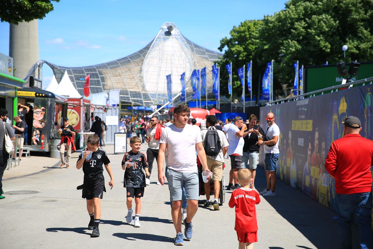 Cât te costă în total să mergi la finala Champions League? Biletele au „explodat”, iar cazările în München au prețuri astronomice