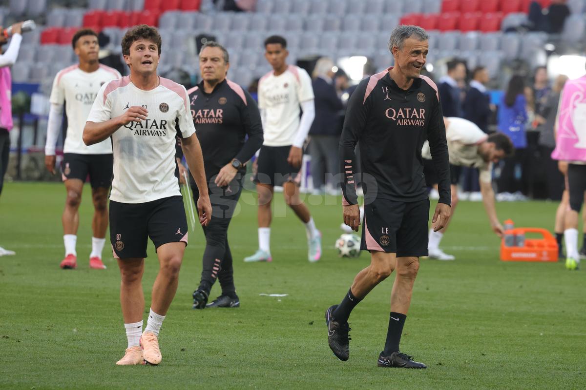 În mintea Parisului » 3 detalii din intimitatea lui PSG, înaintea marii finale cu Inter: scenele surprinse cu Dembele și Luis Enrique