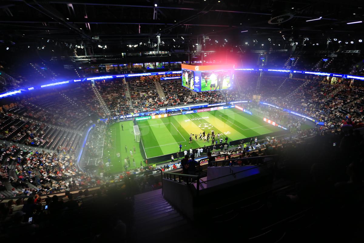 35 de Champions League pe teren la Munchen! Imagini colosale cu „grăsuții": de la Roberto Carlos la Mendieta sau Ribery