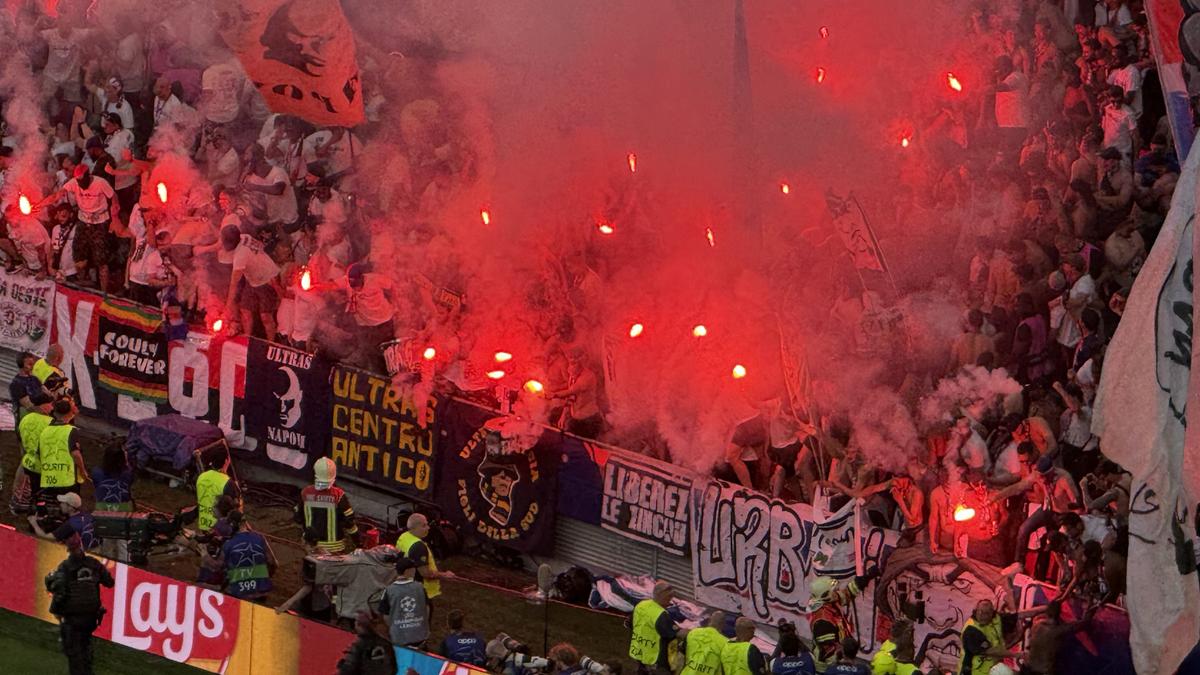 Imaginile cenzurate de UEFA la televizor! » Haos total după golul lui Dembele: poliția a intrat în forță pe stadion